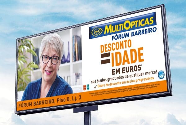 ana bola MultiOpticas- Desconto Igual à Idade - Grafe Publicidade